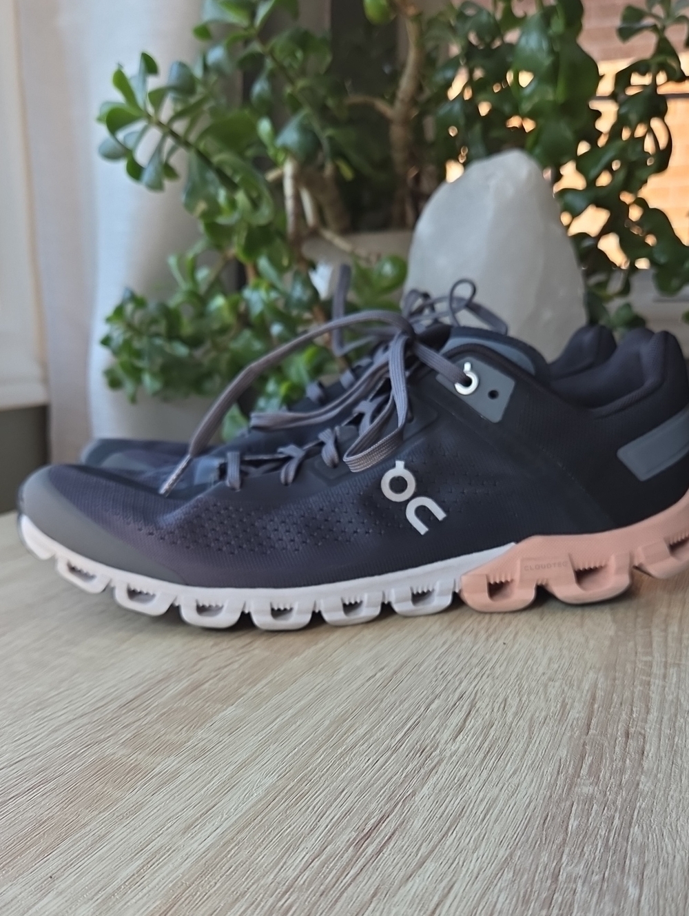 On Running Cloudflow Running Shoes